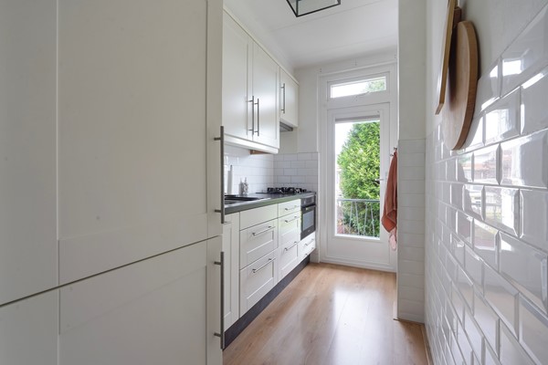 Medium property photo - Harmelenstraat 44, 2546 ED Den Haag